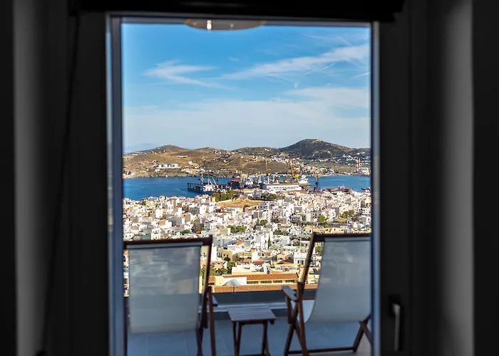 Stonehill Áno Sýros