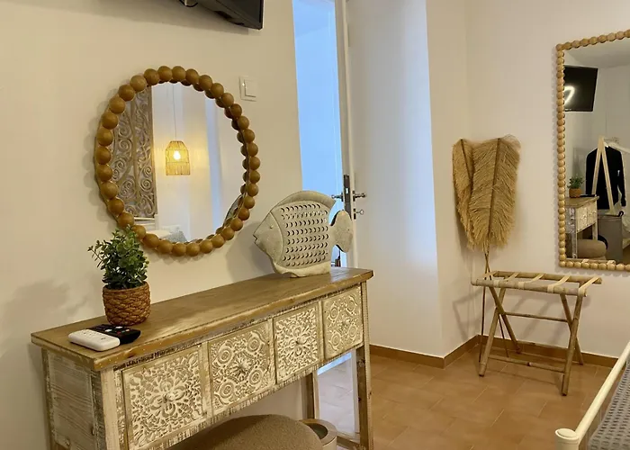 Stonehill * Áno Sýros