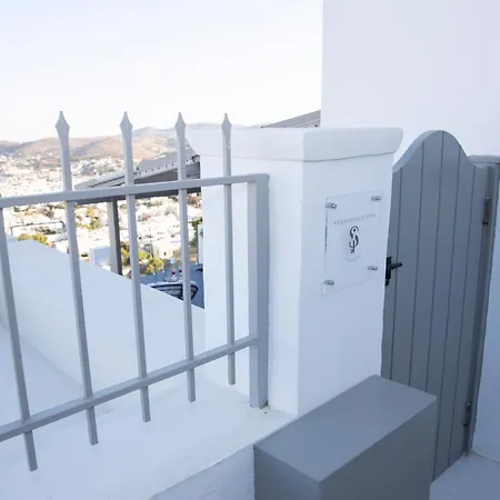 Apartment Stonehill Ano Syros